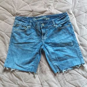Cut-off Denim shorts